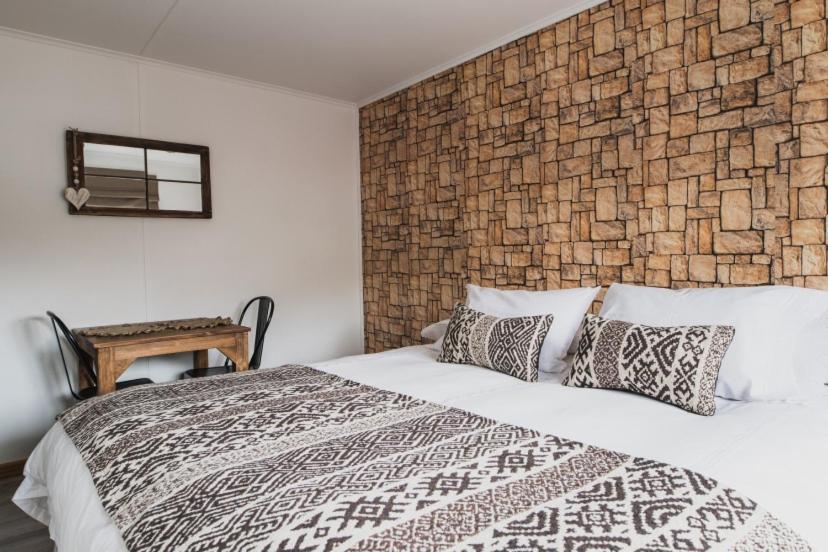 Hostal Lago Condor Puerto Natales Esterno foto