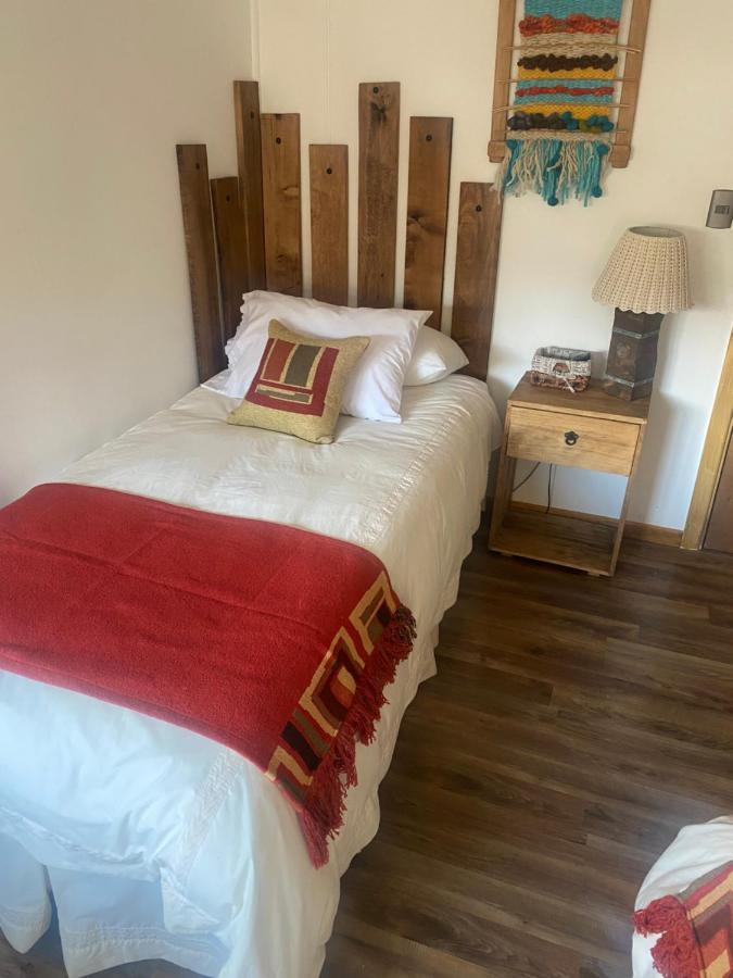 Hostal Lago Condor Puerto Natales Esterno foto
